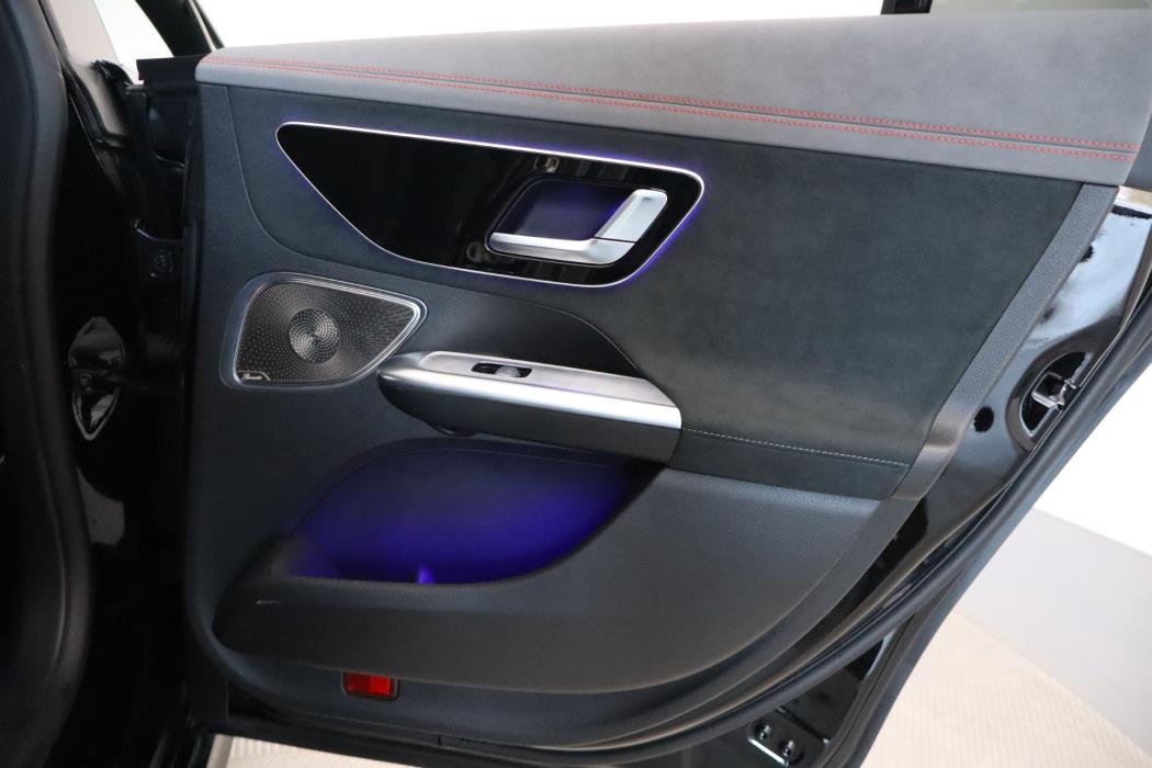 Mercedes-Benz EQE 2024