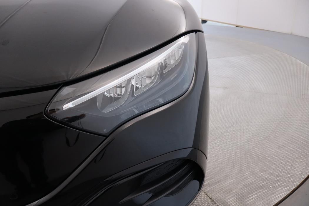 Mercedes-Benz EQE 2024