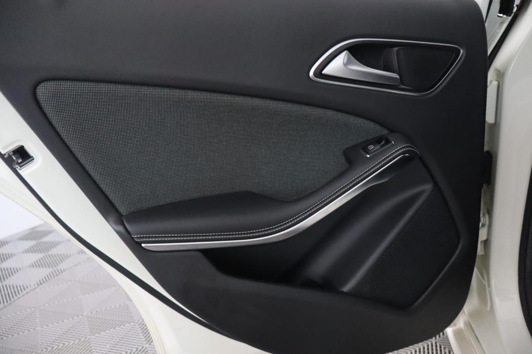 Mercedes-Benz A 2017