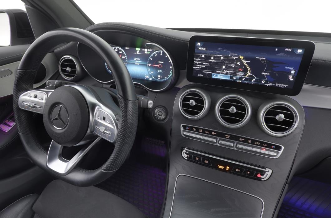 MERCEDES-BENZ GLC 2021