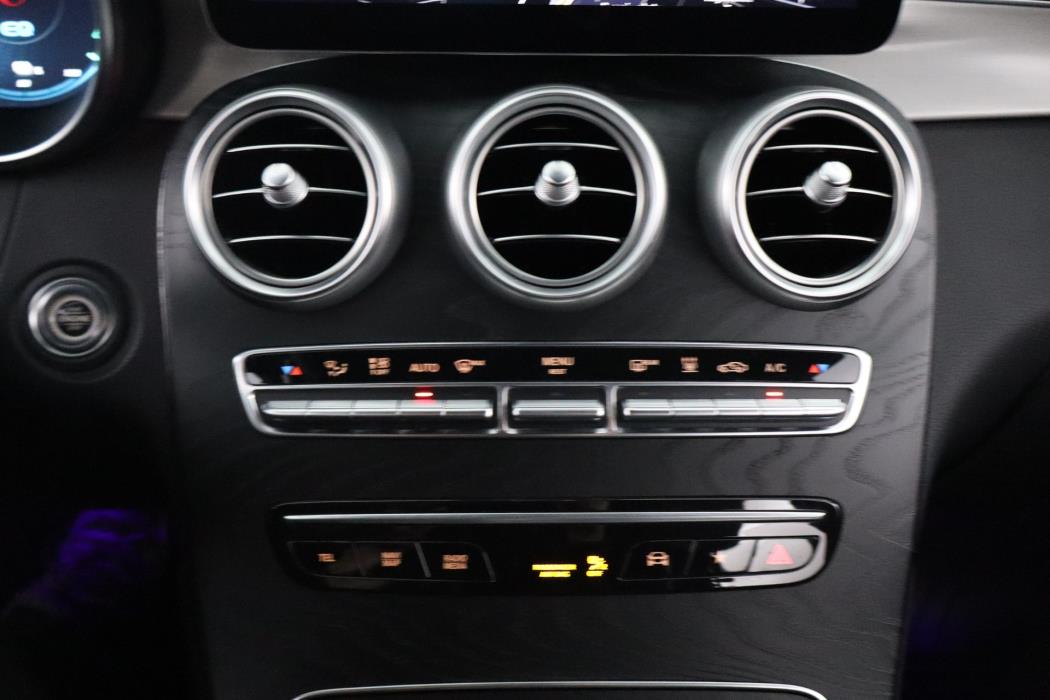 MERCEDES-BENZ GLC 2021