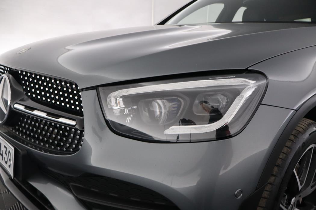 MERCEDES-BENZ GLC 2021