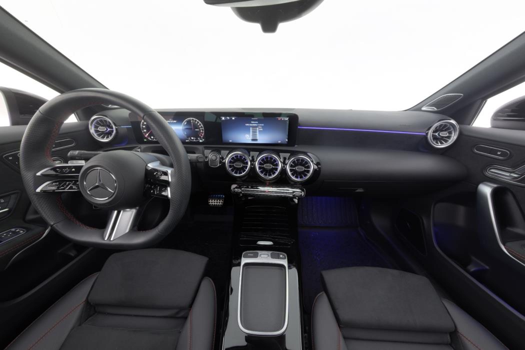Mercedes-Benz A 2024