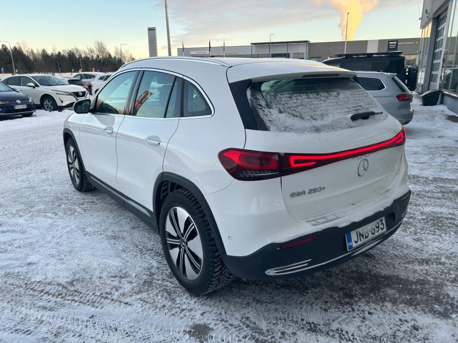 Mercedes-Benz EQA 2023