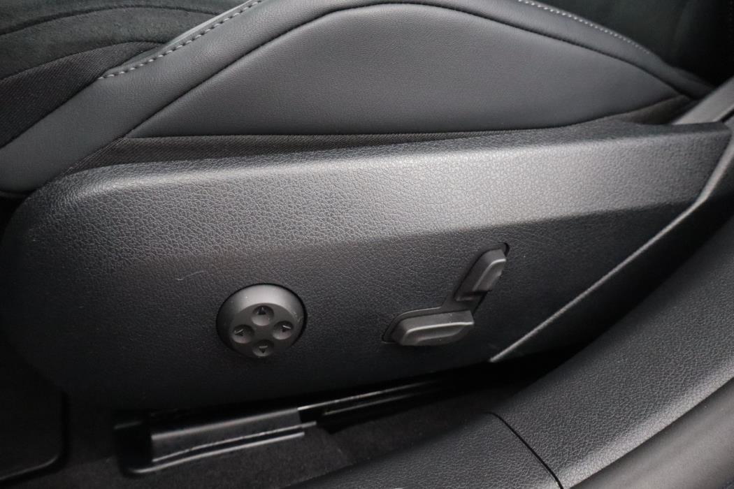 Mercedes-Benz E 2024