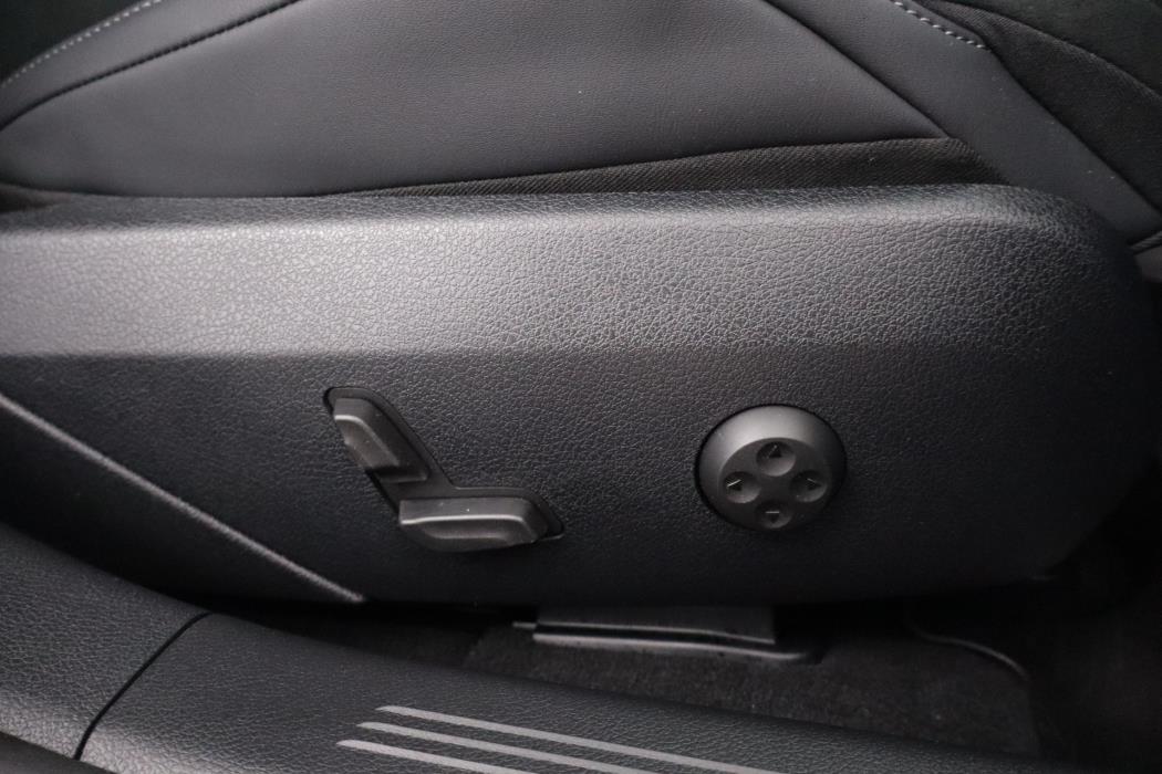 Mercedes-Benz E 2024