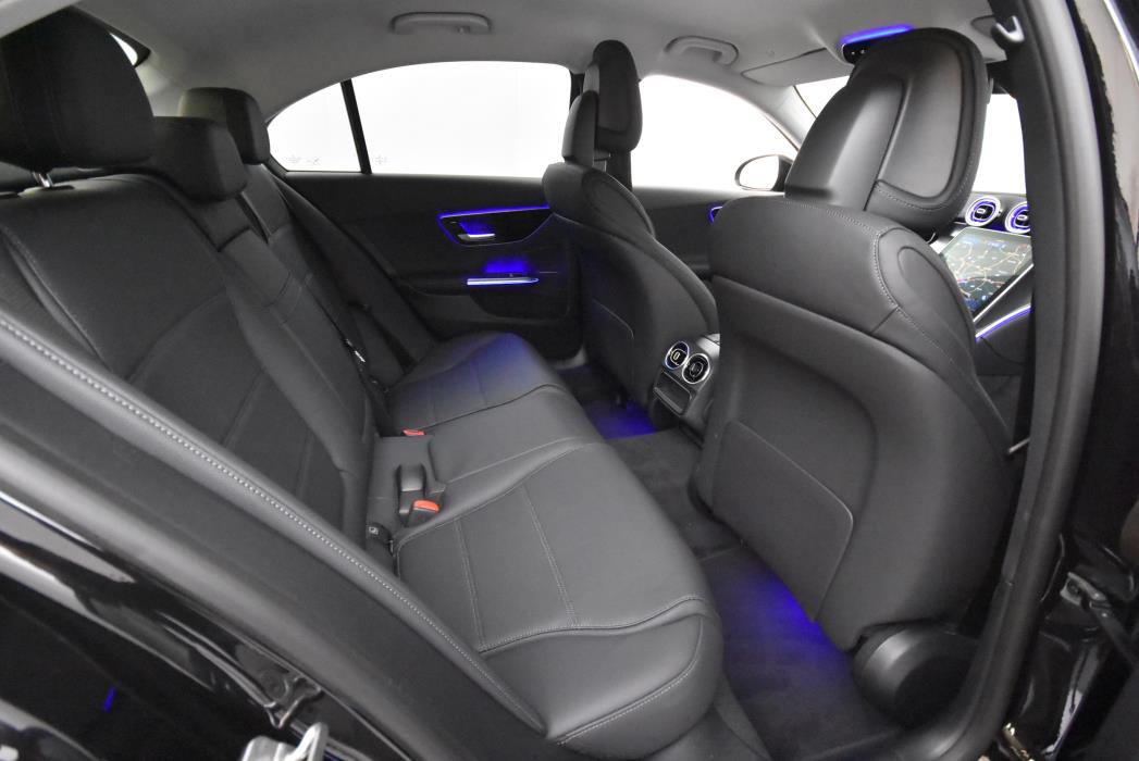 Mercedes-Benz C 2025