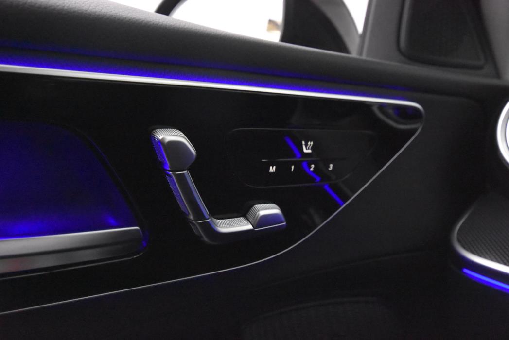 Mercedes-Benz C 2025