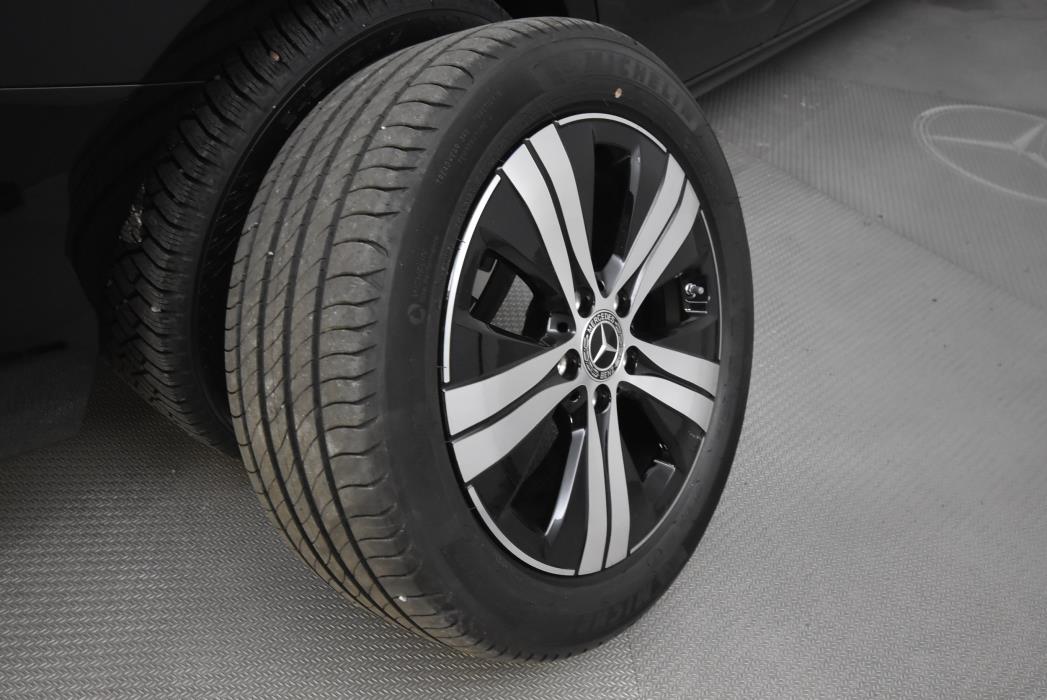 Mercedes-Benz C 2025