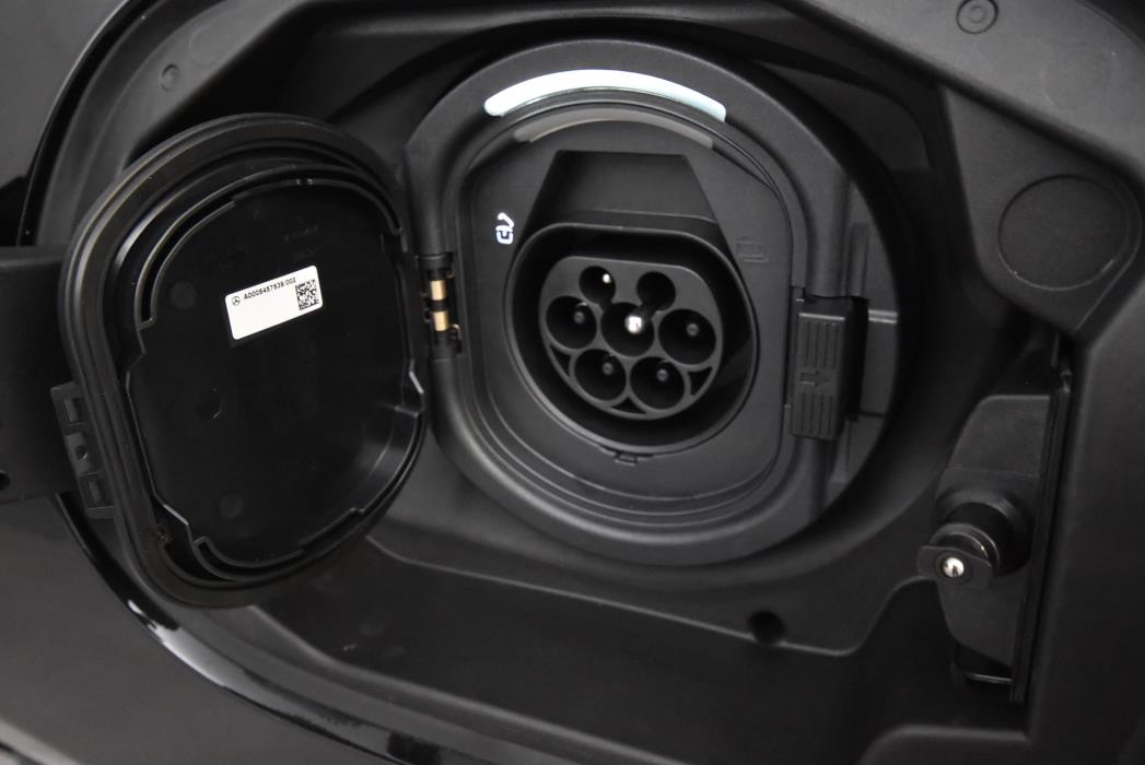 Mercedes-Benz C 2025