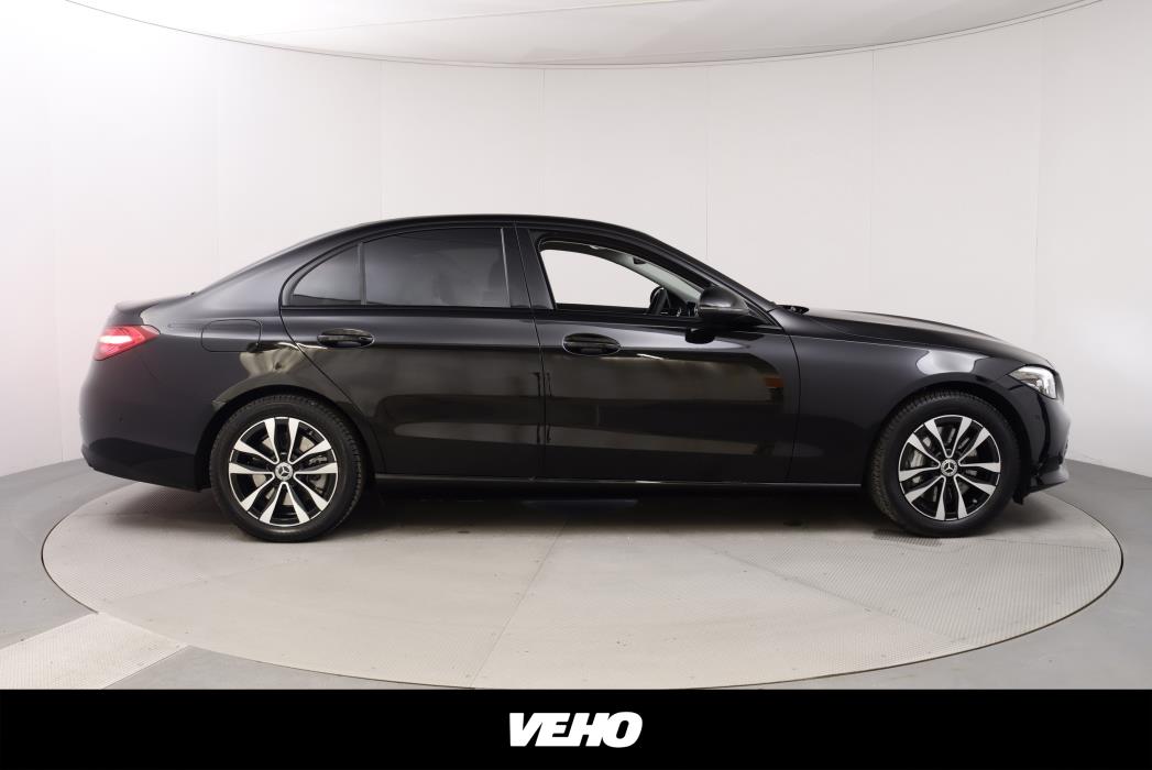 Mercedes-Benz C 2025