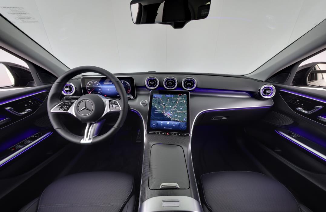 Mercedes-Benz C 2025