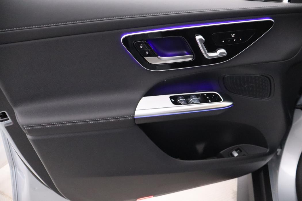 Mercedes-Benz GLC 2025