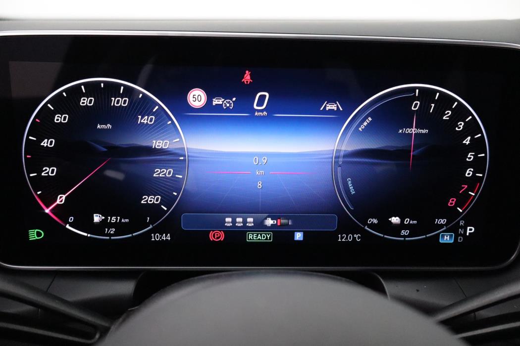 Mercedes-Benz GLC 2025