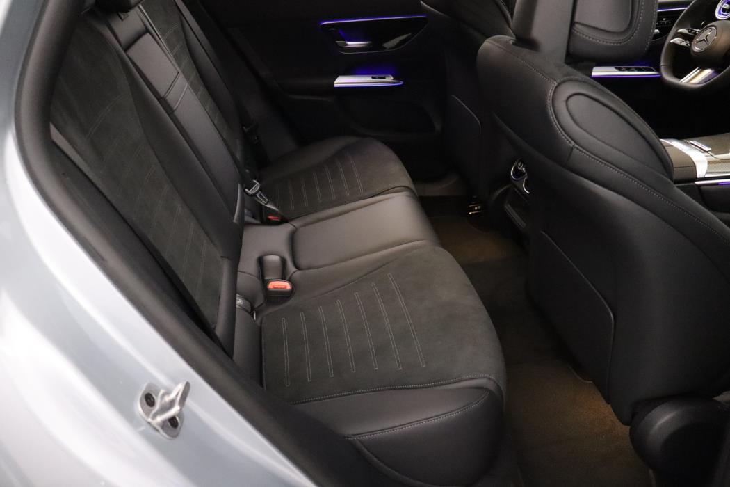 Mercedes-Benz GLC 2025