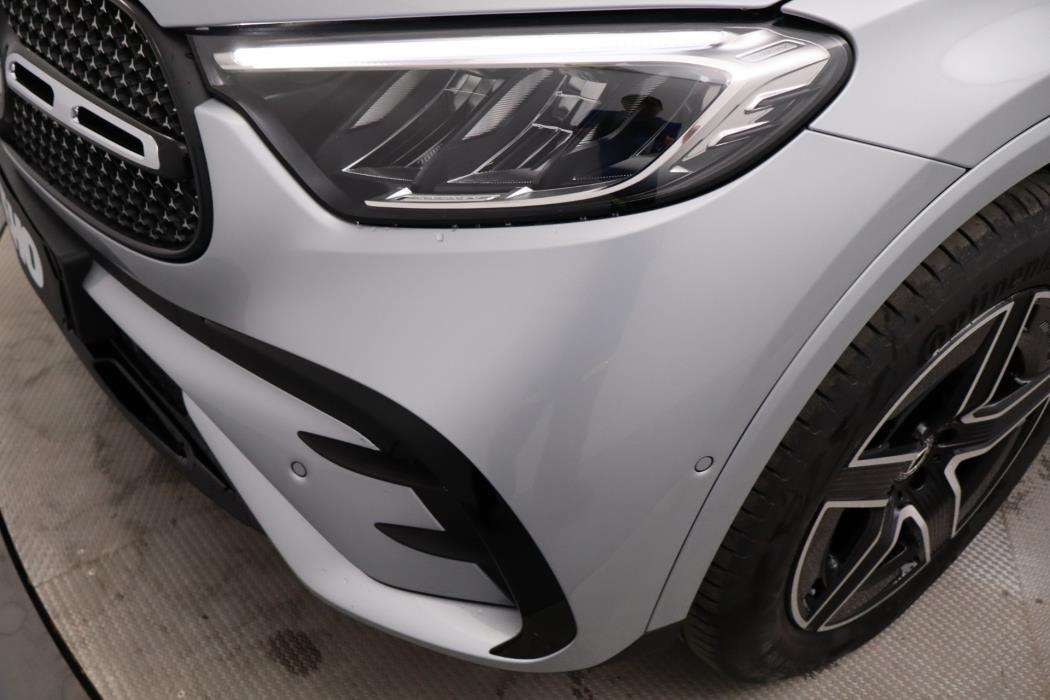 Mercedes-Benz GLC 2025