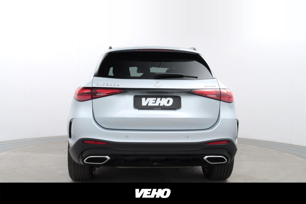 Mercedes-Benz GLC 2025