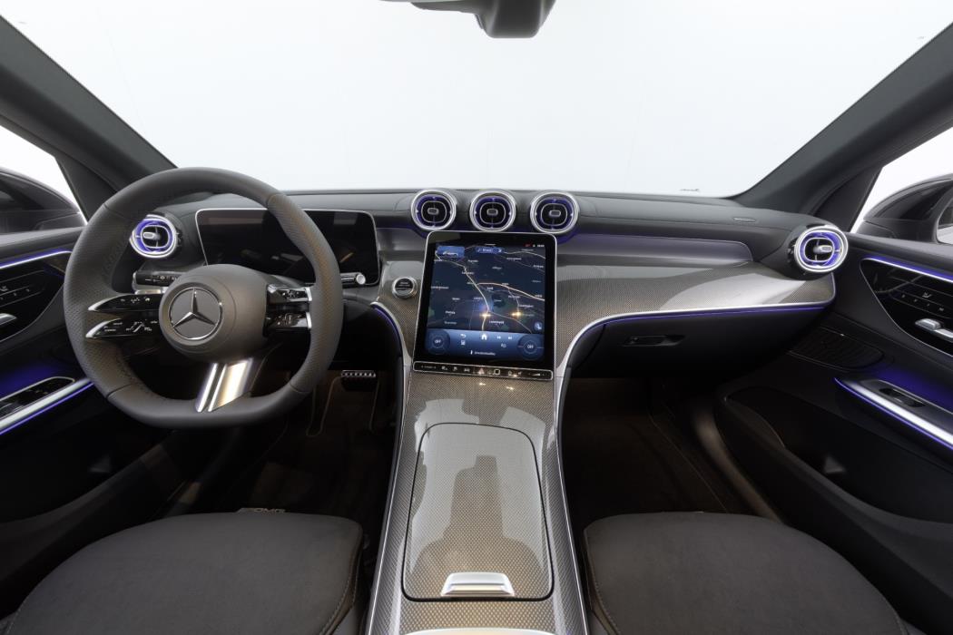 Mercedes-Benz GLC 2025