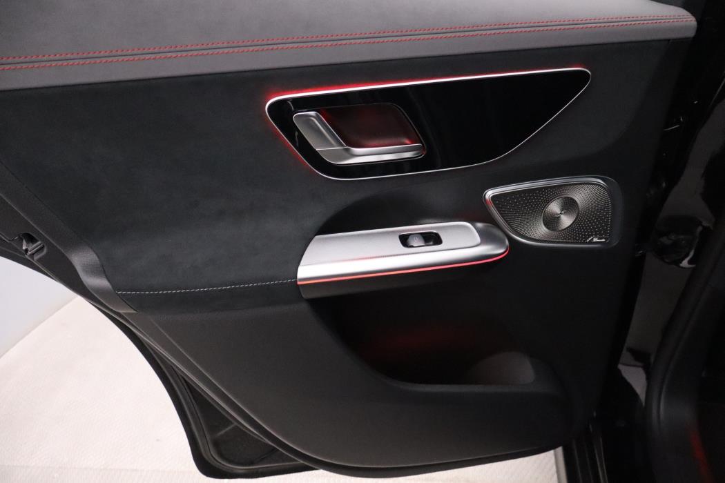 Mercedes-Benz EQE 2025