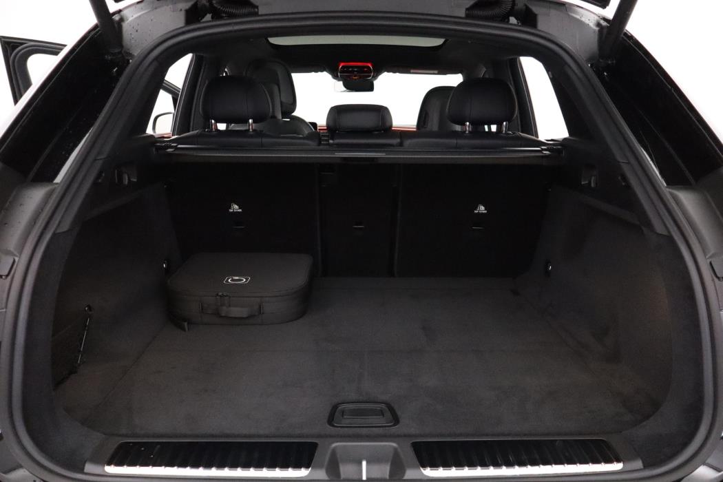 Mercedes-Benz EQE 2025