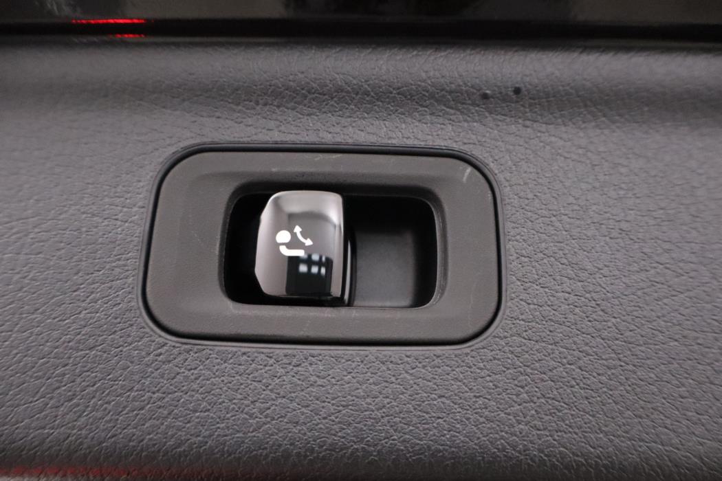 Mercedes-Benz EQE 2025