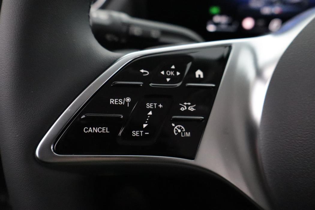 Mercedes-Benz GLA 2025