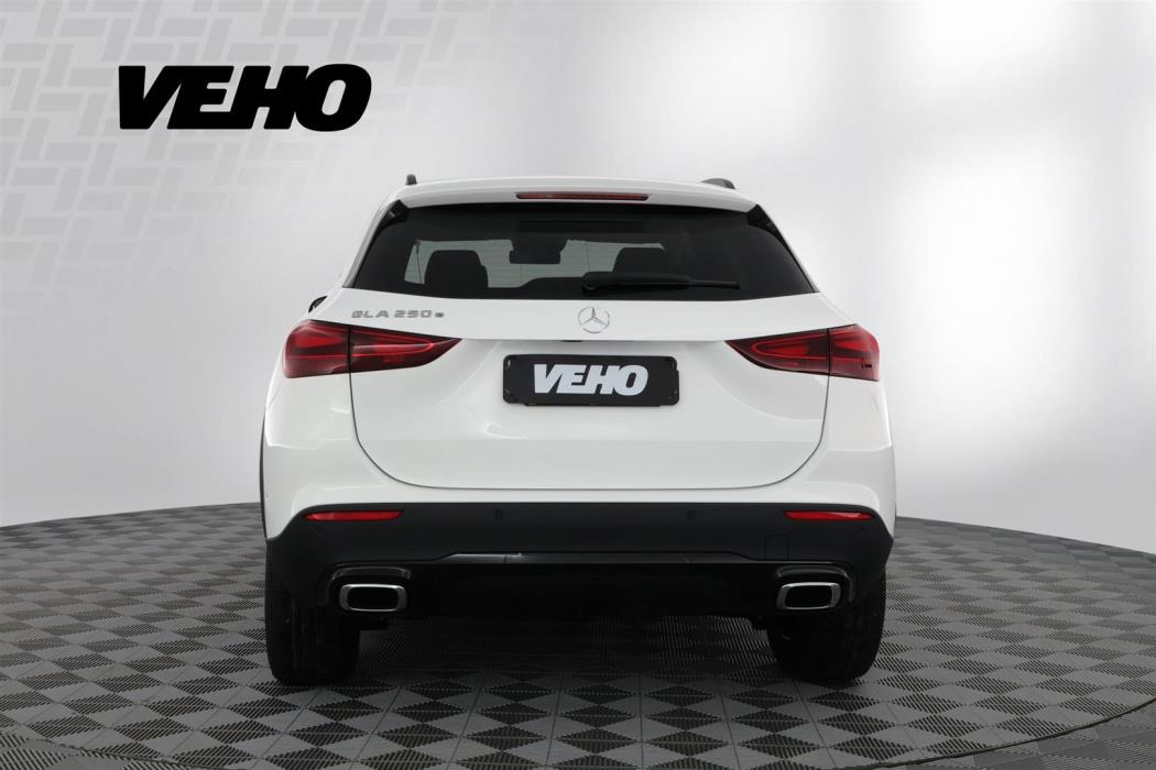 Mercedes-Benz GLA 2025