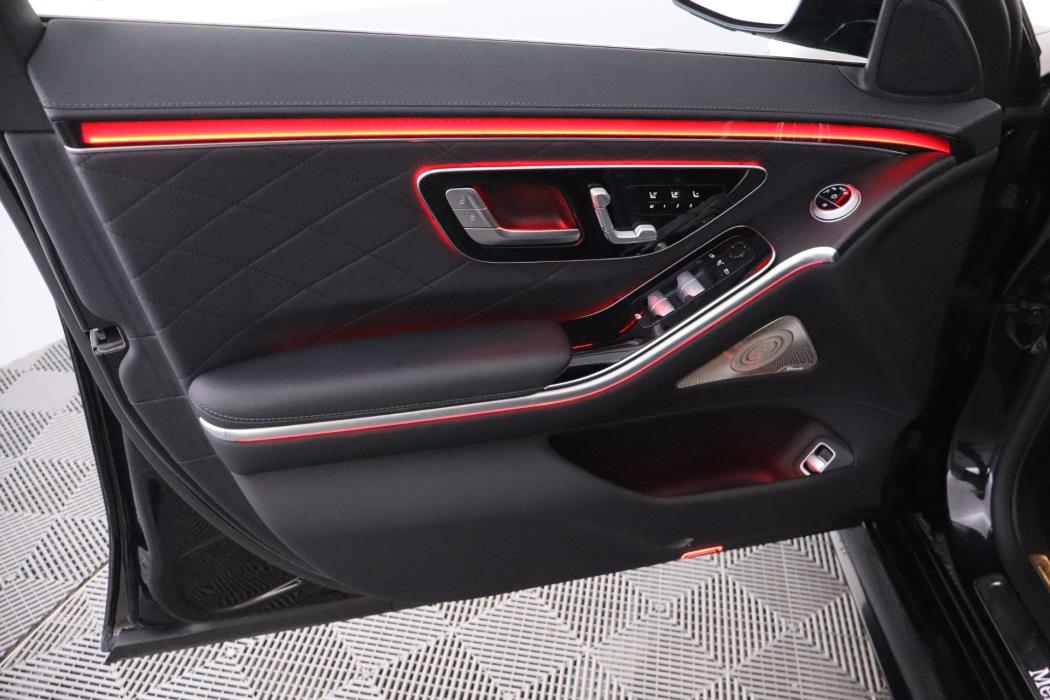 MERCEDES-BENZ S 2022
