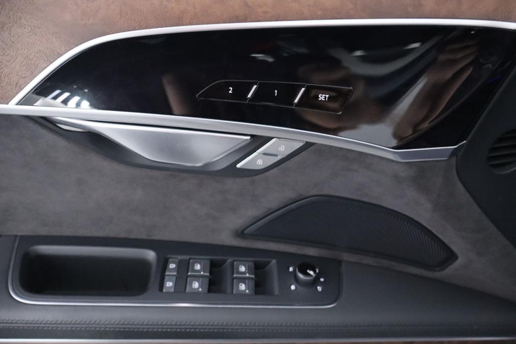 AUDI A8 2020
