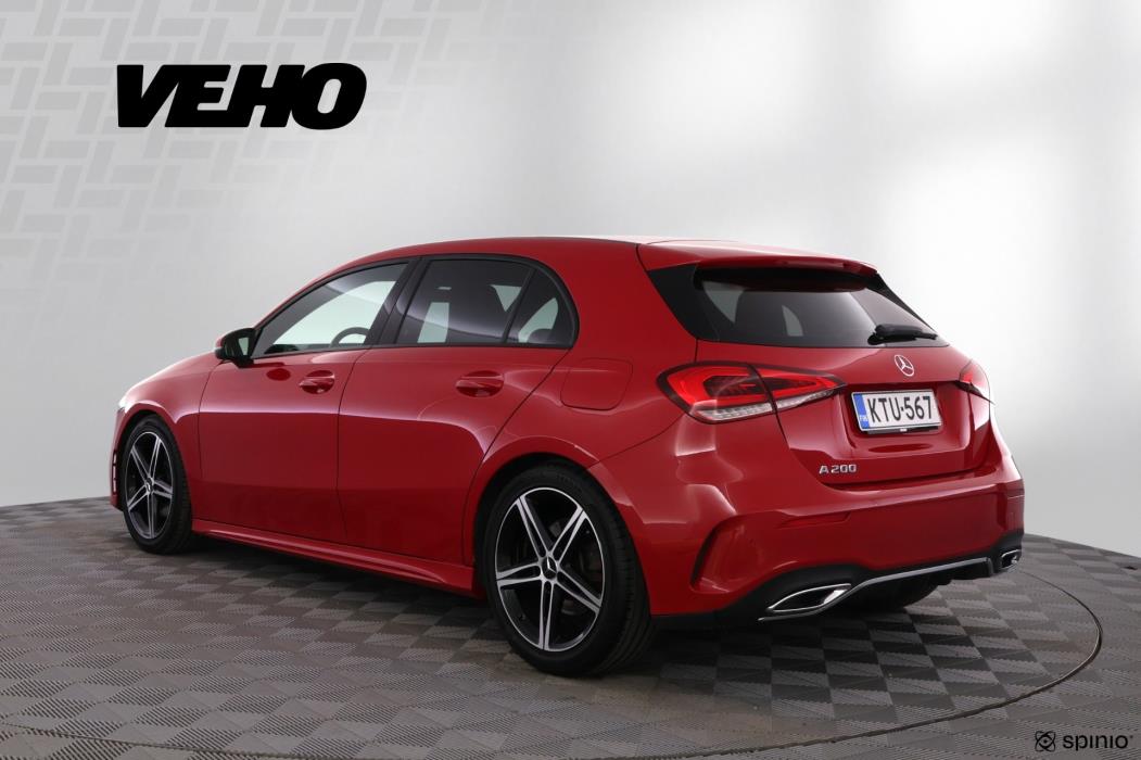 MERCEDES-BENZ A 2018