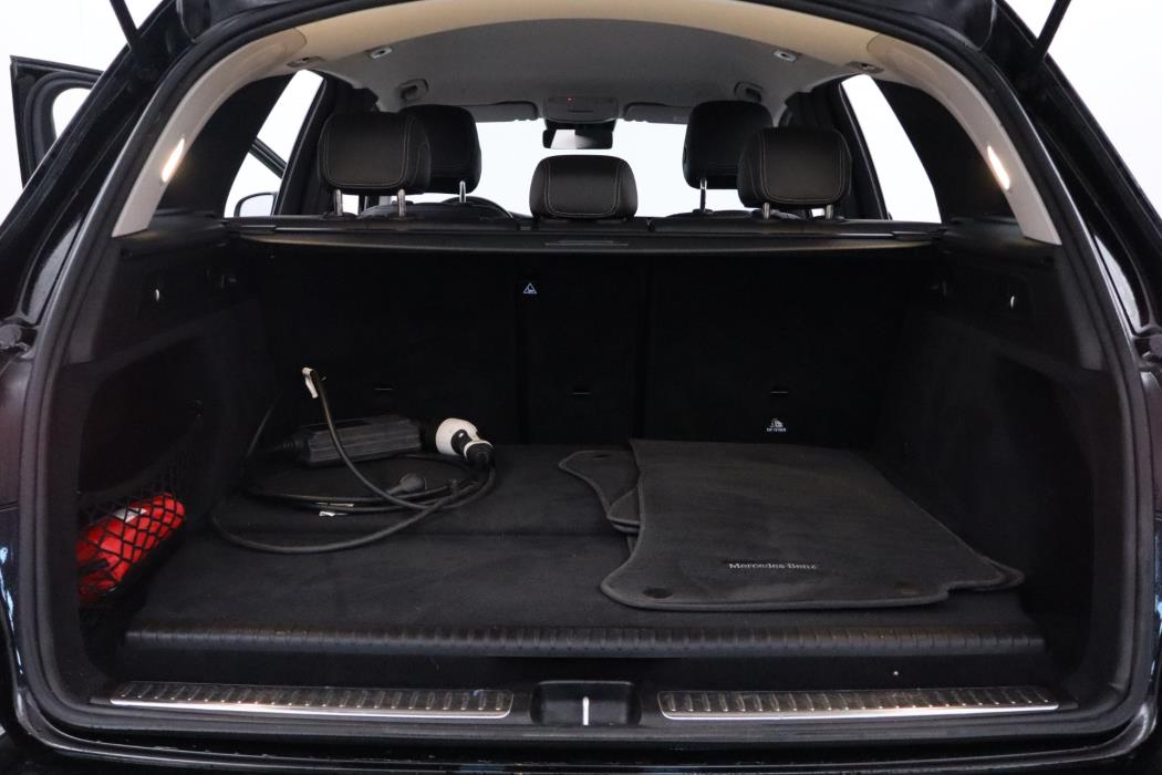 Mercedes-Benz GLC 2021