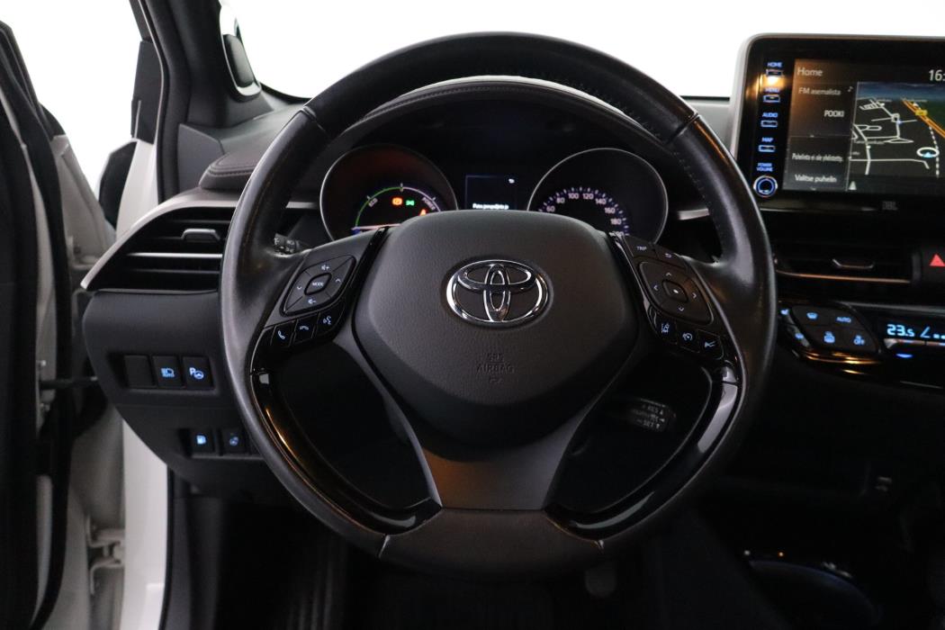 TOYOTA C-HR 2021