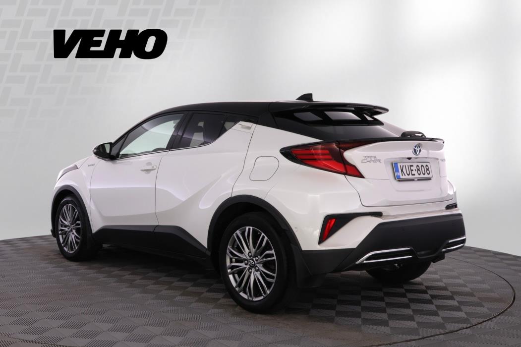 TOYOTA C-HR 2021