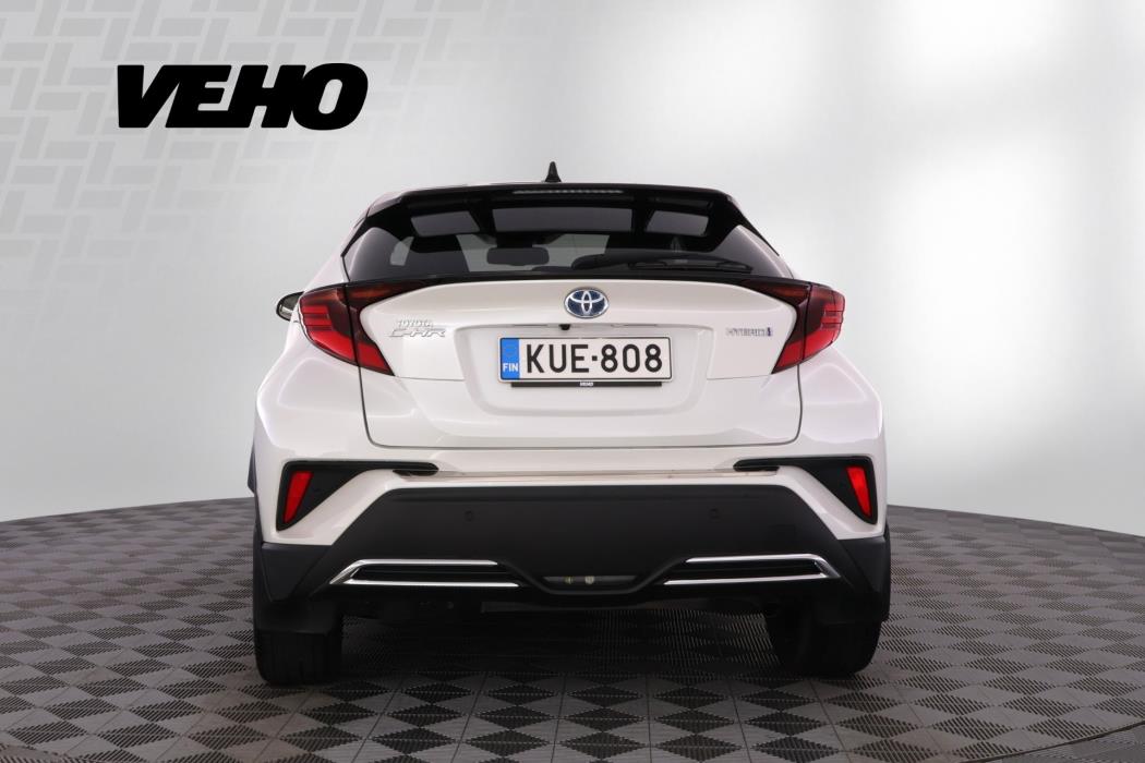 TOYOTA C-HR 2021