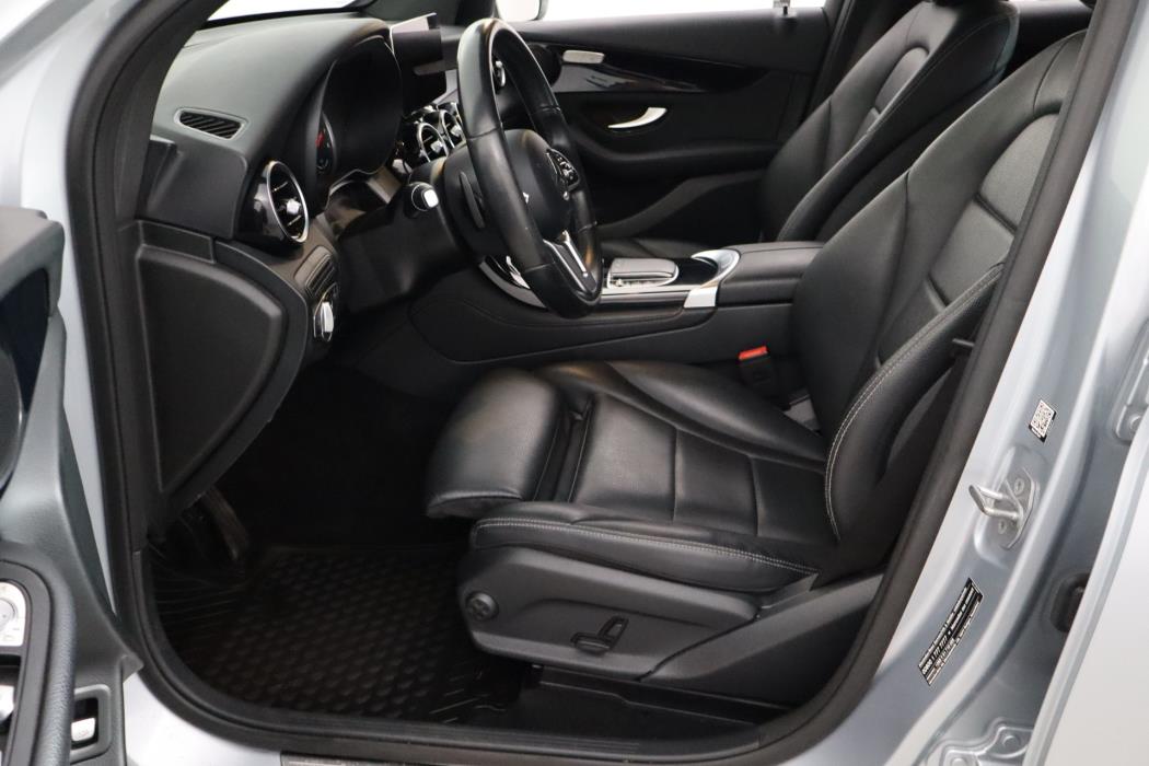 MERCEDES-BENZ GLC 2020