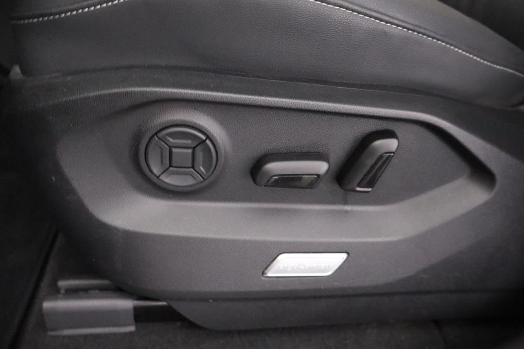 VOLKSWAGEN TOUAREG 2021
