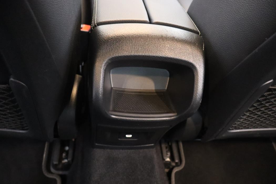 MERCEDES-BENZ A 2023