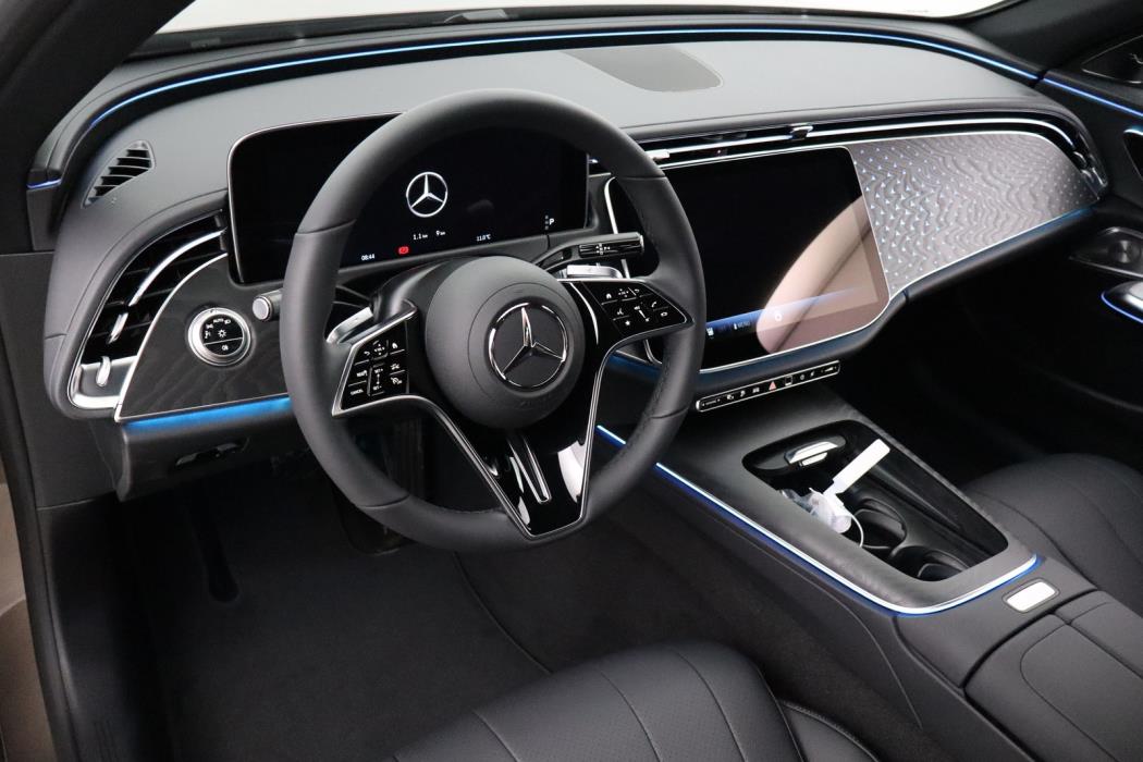 Mercedes-Benz E 2025