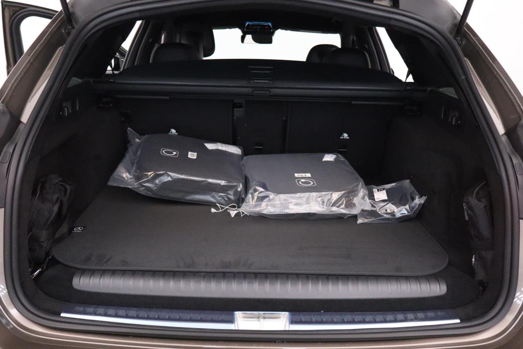 Mercedes-Benz E 2025