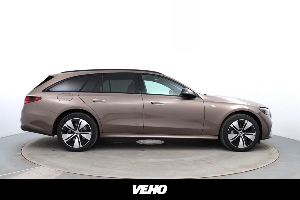 Mercedes-Benz E 2025