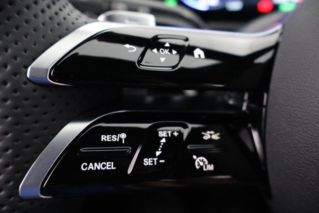 Mercedes-Benz EQA 2025