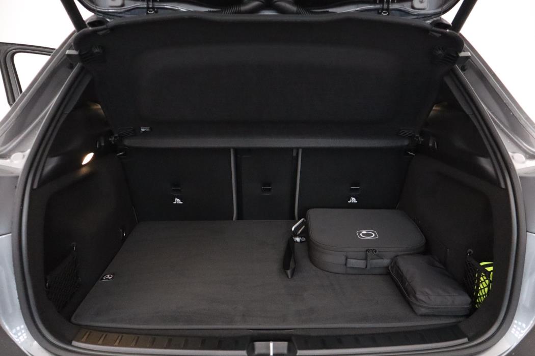 Mercedes-Benz EQA 2025