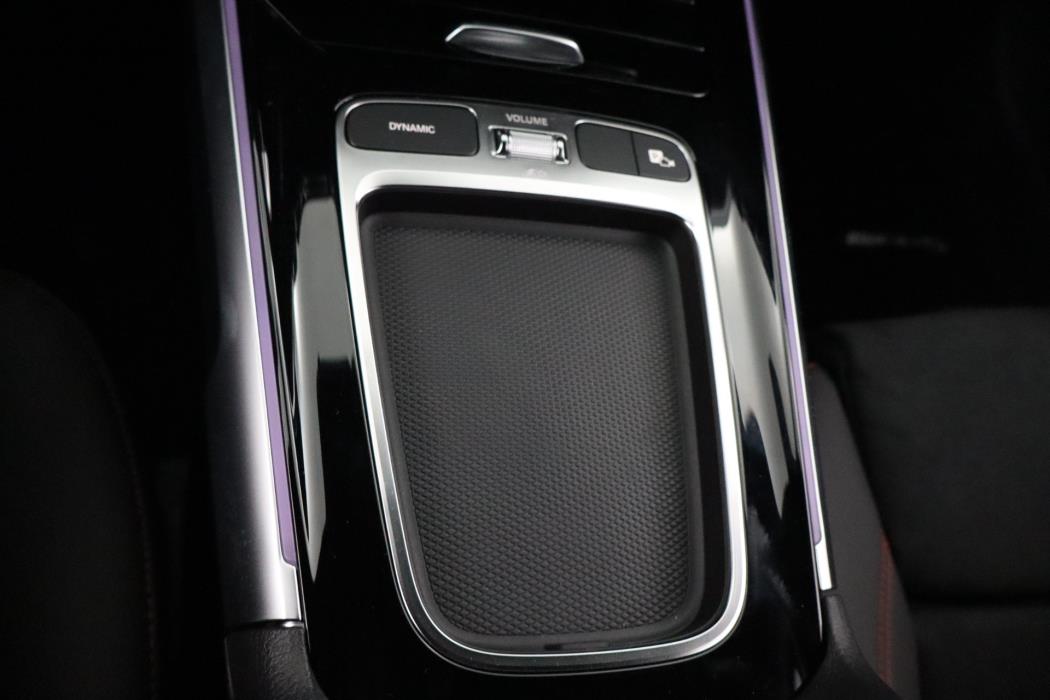 Mercedes-Benz EQB 2025