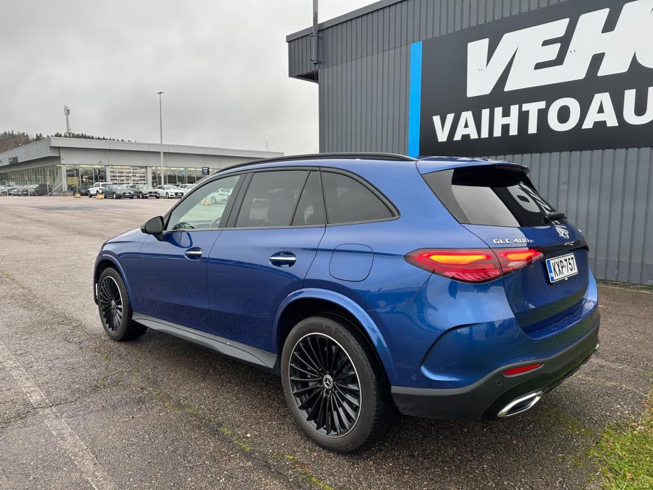 Mercedes-Benz GLC 2023