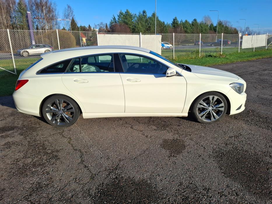 MERCEDES-BENZ CLA 2016