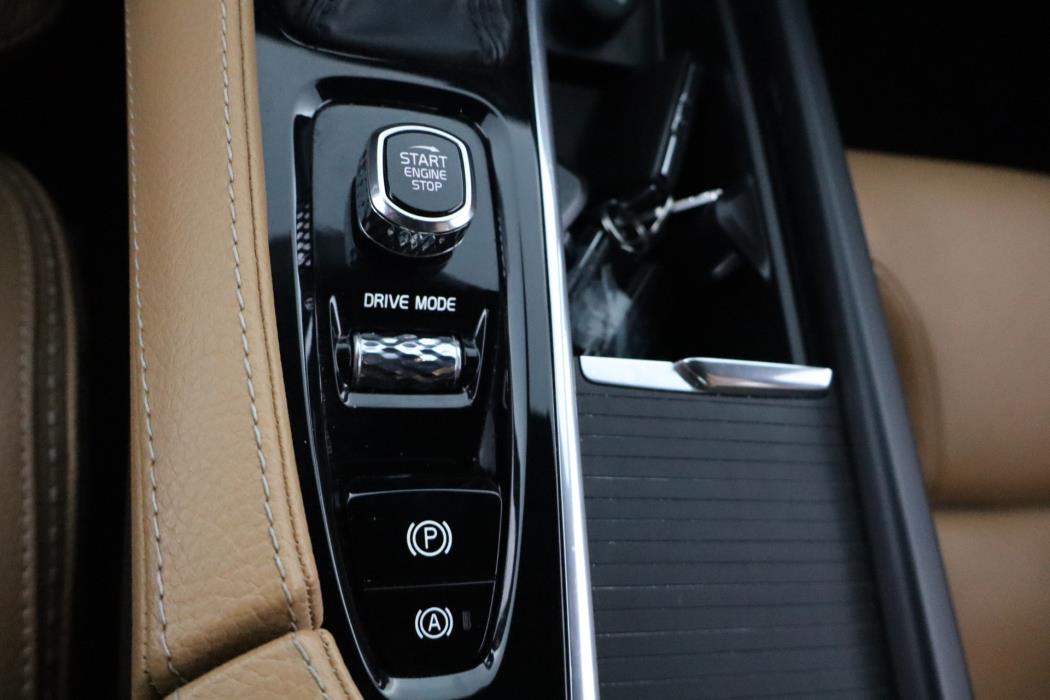 VOLVO V90 Cross Country 2018