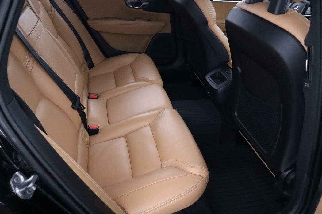 VOLVO V90 Cross Country 2018