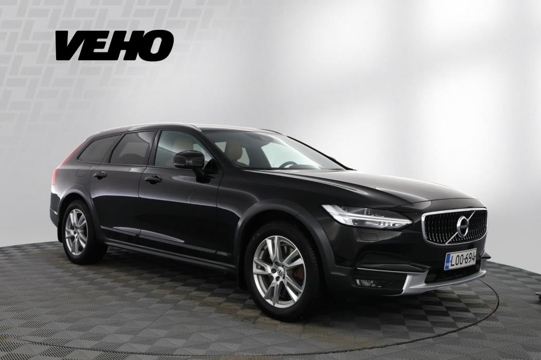 VOLVO V90 Cross Country 2018