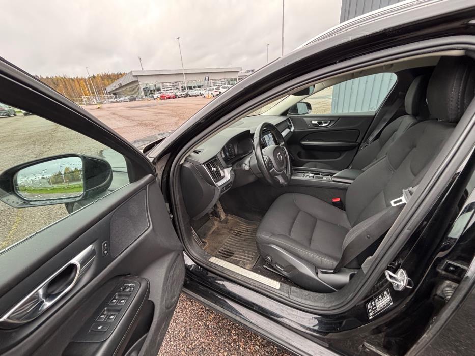 VOLVO V60 2018