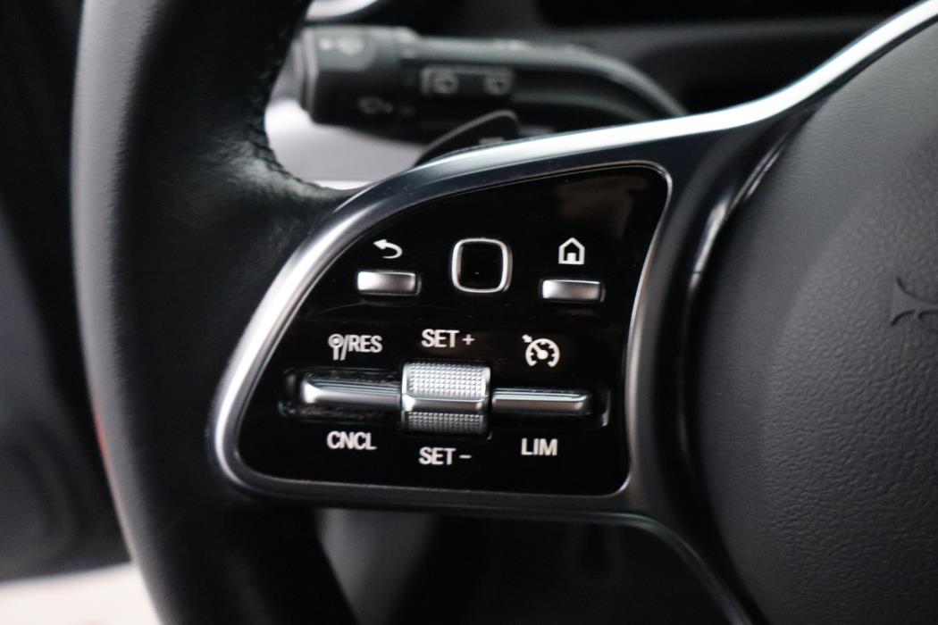 Mercedes-Benz CLA 2023